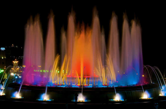 Magic-Fountain-1.jpg